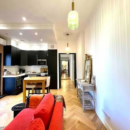 Superbe T2 Cocon En Hyper Centre-ville D'ajaccio Апартаменты
